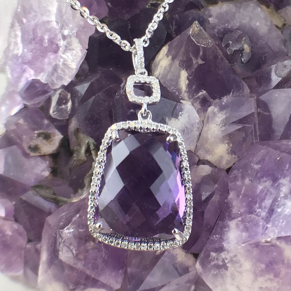 14k 7.55ct Amethyst & diamond pendant